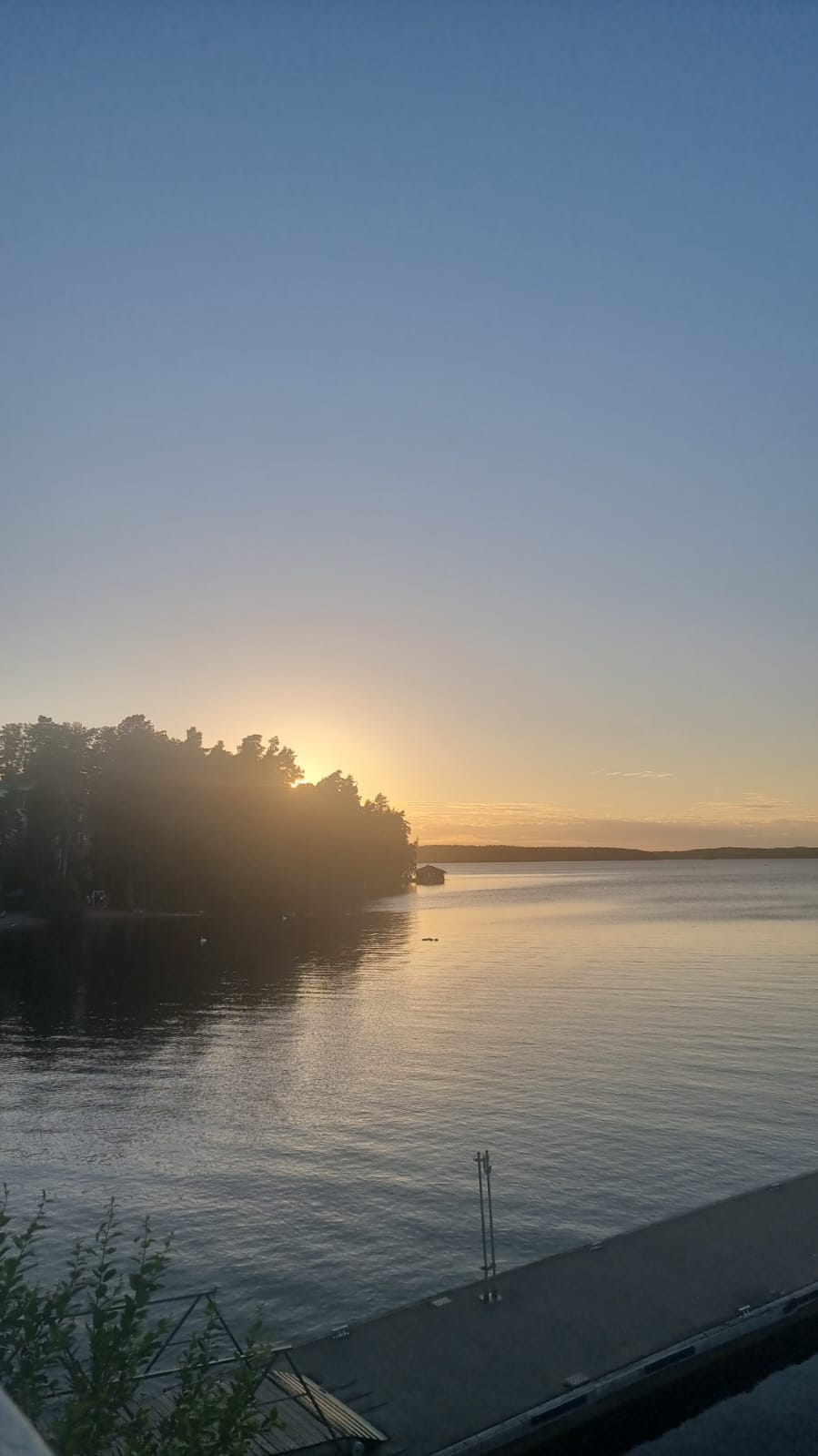 Omapihainen rivitaloasunto järvinäkymin
